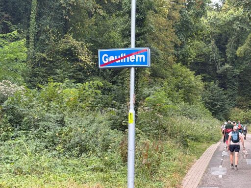 Geulhem uit en de berg op naar Berg.