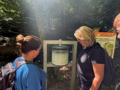 Links Jacqueline en rechts Dunja